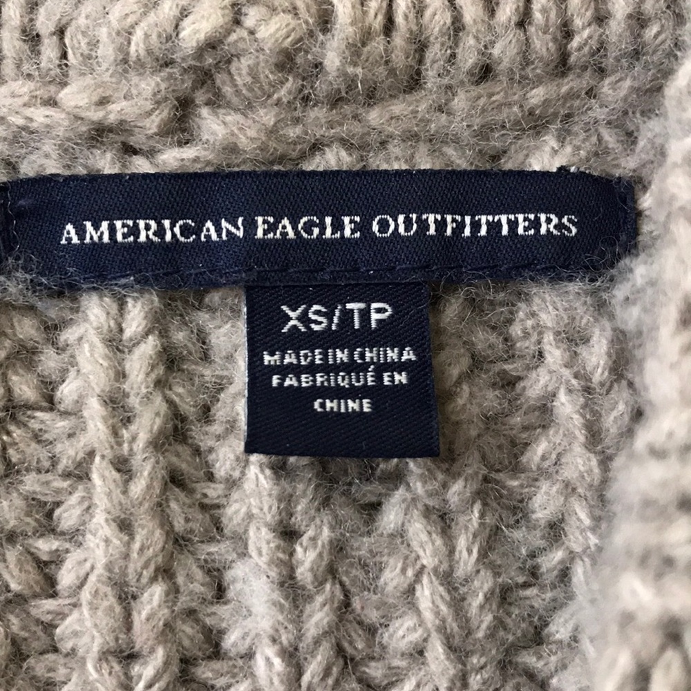 American Eagle Crop Turtleneck Sweater - Picture 2 of 3